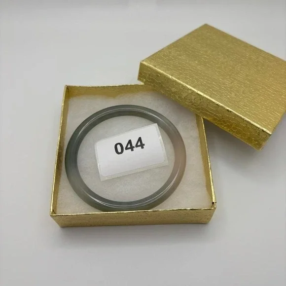 Agate Bangle - Picture 7 of 7